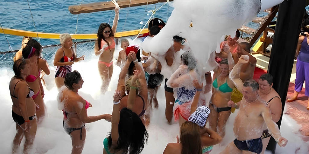 Side Pirate Boat Trip