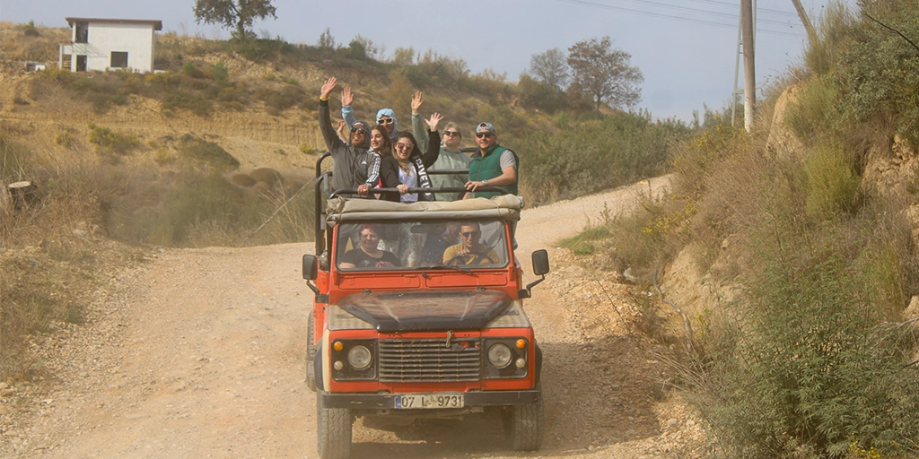 Side Jeep Safari (Green Canyon Safari)