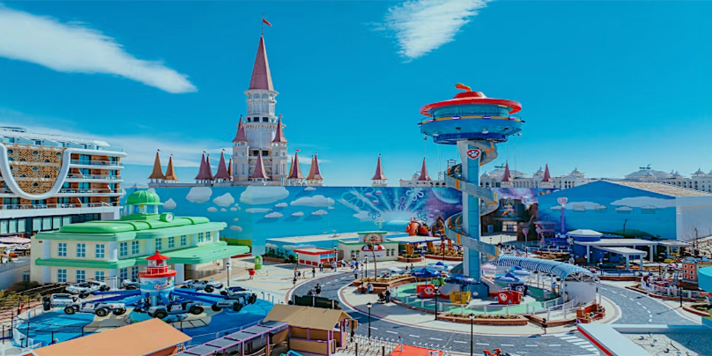 Side Land Of Legends Theme Park